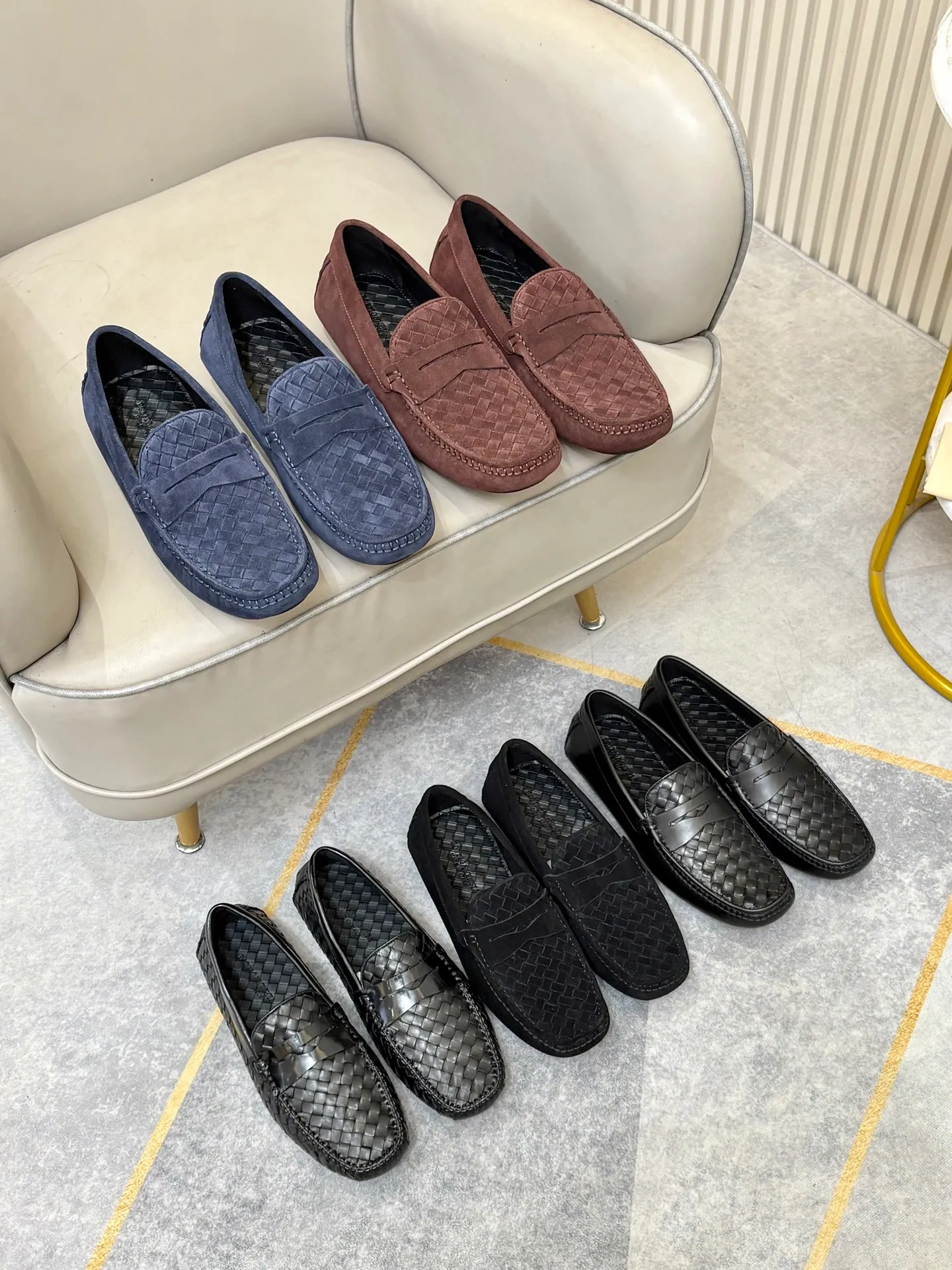 P420💰 (Niu Li + Niu Pad) [BV] The latest hot style‼ ️Casual men's shoes, uppers imported first-layer cowhide ➕Full imported cowhide lining✔️Exquisite workmanship, excellent foot feel, special rubber soles✔️, cool and fashionable, the latest fashion, fashionable outsole, hurry up.  Code number: 38-44 (can be customized to 37.45, non-refundable)